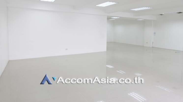 4  Studio Office Space For Rent in Sukhumvit ,Bangkok BTS Phra khanong at Park Avenue AA17394